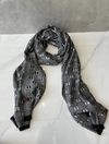 Echarpe Gucci Cinza e Preto GG Italiana