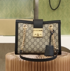 Bolsa Gucci Padlock Shoulder Pequena Preta Italiana