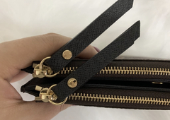 Carteira Louis Vuitton Adele Zíper Duplo Preta Italiana na internet