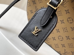Bolsa Louis Vuitton Boite Chapeau Petite Reverse Italiana - comprar online
