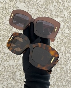 Óculos Loewe Marrom Italiana