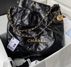 Bolsa Chanel 22 Preta com Dourado Média Italiana