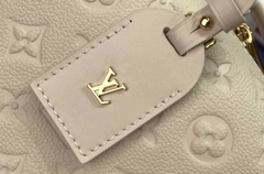 Bolsa Louis Vuitton Petite Malle Souple Bege Monogram Italiana na internet