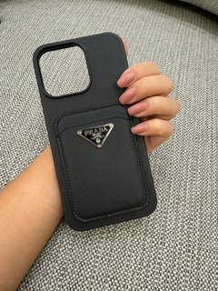 Capinha Prada Preta Italiana