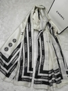 Lenço Chanel Branco e Preto Italiana