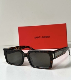Óculos YSL Quadrado Italiana na internet