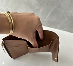 Carteira Louis Vuitton Victorine Monogram Marrom Italiana na internet