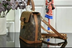 Mochila Louis Vuitton Dauphine Italiana na internet