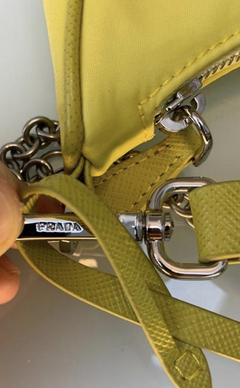 Imagem do Bolsa Prada Reedição 2005 Amarela Nylon Italiana