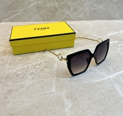 Óculos Fendi Italiana na internet
