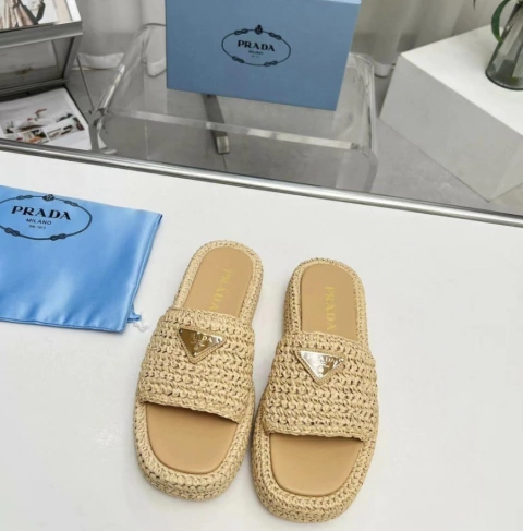 Sandália Flat Plataforma Prada Em Ráfia Palha Italiana