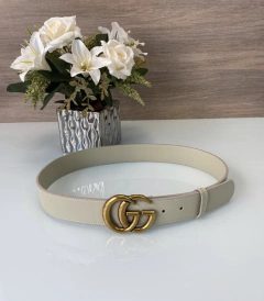 Cinto Gucci Largo Double G Off-White Italiana