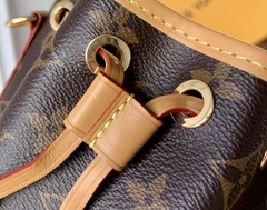 Bolsa Louis Vuitton Nano Noé Italiana - comprar online