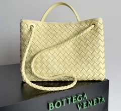 Imagem do Bolsa Bottega Veneta Andiamo Amarela Média Italiana