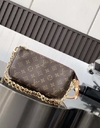Bolsa Pochette Louis Vuitton Accessoires Italiana