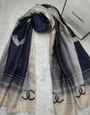 Lenço Chanel Azul e Off White Italiana