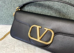 Bolsa VLTN Locò Shoulder Preta Italiana na internet
