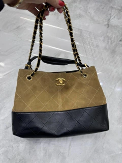Bolsa Chanel Preta e Bege Italiana na internet
