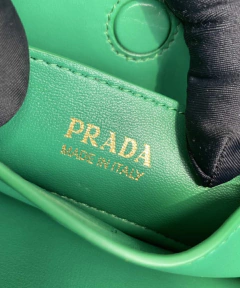 Bolsa Prada Double Mini Verde Italiana - comprar online