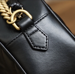 Imagem do Bolsa Gucci Marmont Pequena Tiracolo Preta Italiana