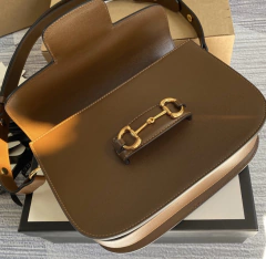 Bolsa Gucci 1955 Horsebit Pequena Transversal Caramelo Italiana na internet
