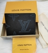 Carteira Louis Vuitton Multiple Preta e Azul Italiana