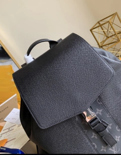 Mochila Louis Vuitton Outdoor Monogram Eclipse Italiana Masculino - comprar online