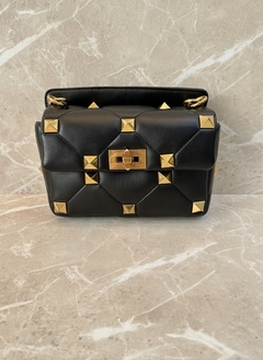 Bolsa VLTN Roman Stud Preta Italiana
