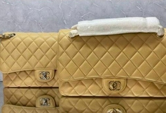 Bolsa Chanel 2.55 Clássica Jumbo Caviar Bege Italiana