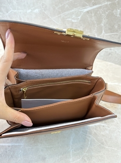 Bolsa Celine Triomphe Classique Bicolor Italiana - Romaly Grifes Bolsas
