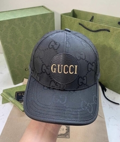 Boné Gucci Preto e Bege Italiana - comprar online