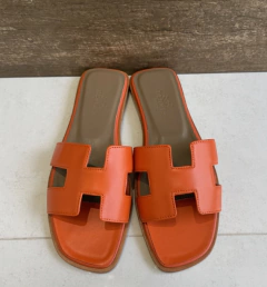 Rasteira Flat Hermes Laranja Italiana
