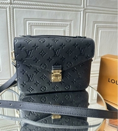 Bolsa Louis Vuitton Metis Pochette Preta Italiana