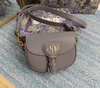 Bolsa Dior Bobby Pequena Cinza Italiana