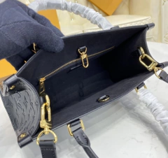 Bolsa Louis Vuitton Onthego PM Preta Italiana - comprar online