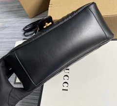 Imagem do Bolsa Gucci Marmont Top Handle Preta Média Italiana