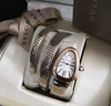 Relógio Bulgari Serpenti Prata e Rosé com Fundo Branco Duas Voltas Italiana
