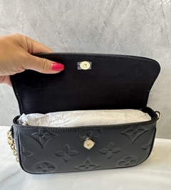 Bolsa Carteira Ivy Louis Vuitton Preto Italiana na internet