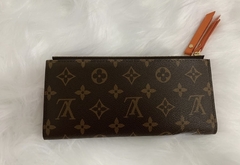 Carteira Louis Vuitton Adele Zíper Duplo Laranja Italiana na internet