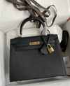 Bolsa Hermes Kelly 25 Epsom Preta Italiana