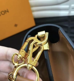 Bolsa Louis Vuitton Dauphine Monogram Italiana - loja online