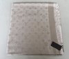 Echarpe Louis Vuitton Bege - BRINDE