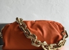 Bolsa Bottega Veneta The Chain Pouch Com Corrente Laranja Italiana