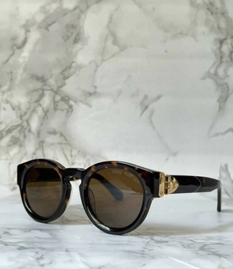 Óculos Louis Vuitton Redondo Marrom Tartaruga Italiana