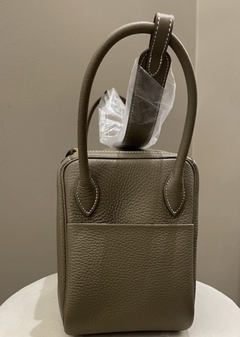 Bolsa Hermès Lindy Cinza Italiana - Romaly Grifes Bolsas
