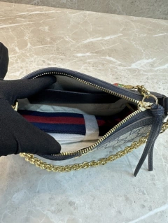 Bolsa Gucci Pequena Italiana na internet