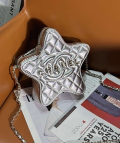 Bolsa Chanel Estrela Prata Italiana