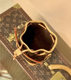 Bolsa Louis Vuitton Nano Noé Italiana na internet