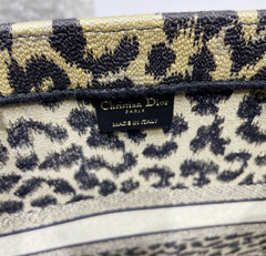 Bolsa Dior Book Tote Bordada Mizza Bege Italiana - Romaly Grifes Bolsas
