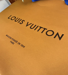 Sacola Louis Vuitton Laranja Média Italiana na internet